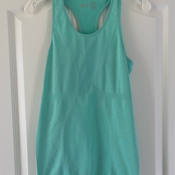 Zyia Women’s Copper Charge Tank size Small - Picture 3 of 6